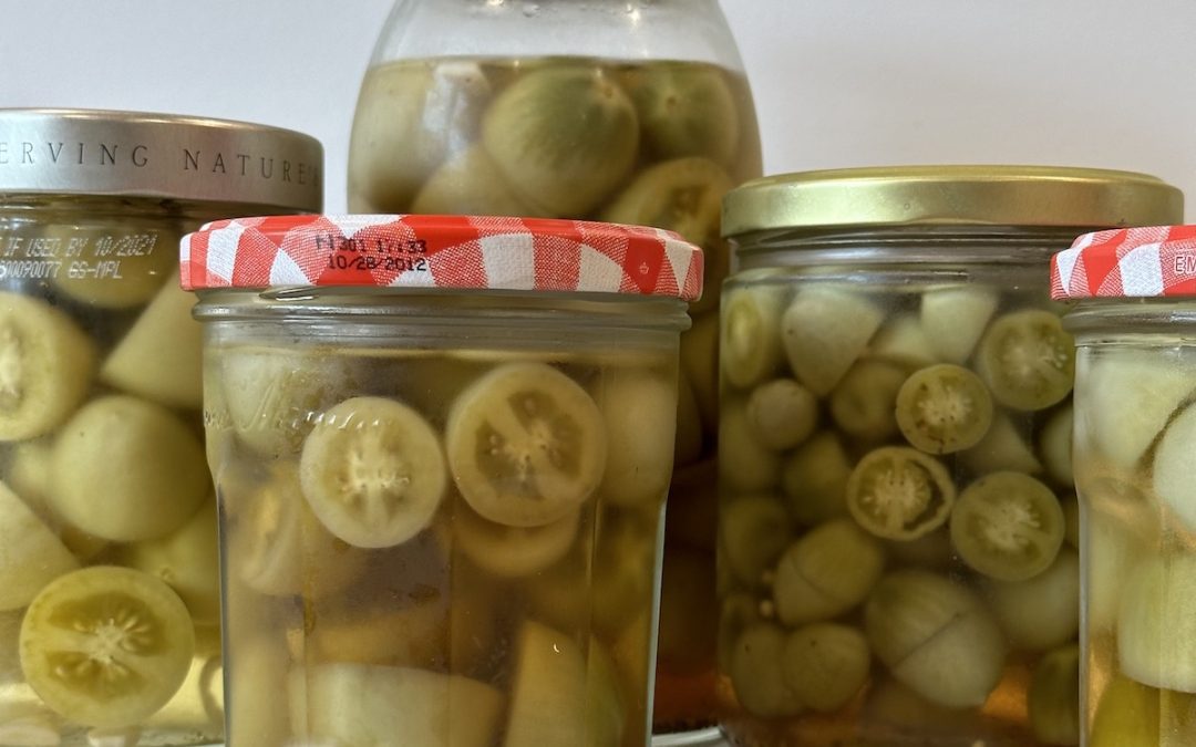 Refrigerator Pickled Green Tomatoes